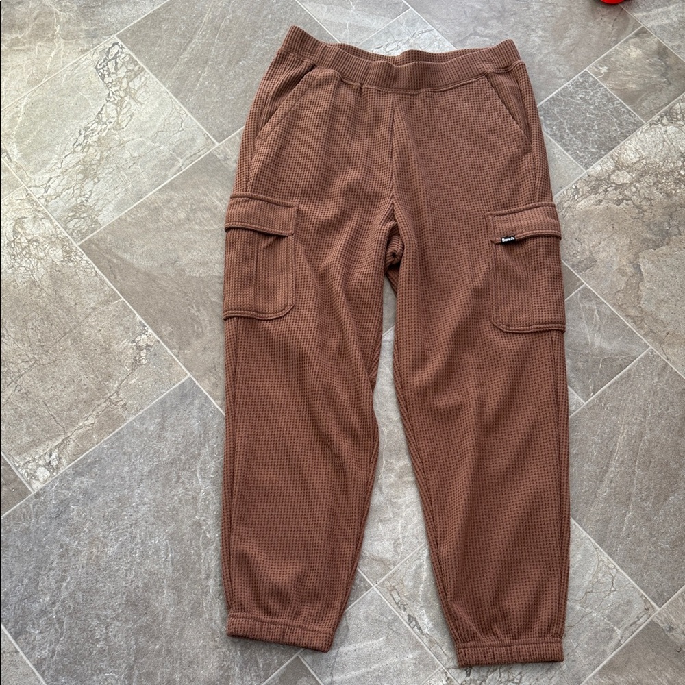 🍄Bench Brown Textured Cargo Joggers with pockets NWOT size Med